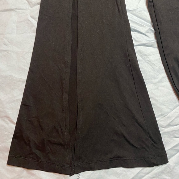 🍍🍍 Yado Bell Bottom Slit Pants - Picture 2 of 2